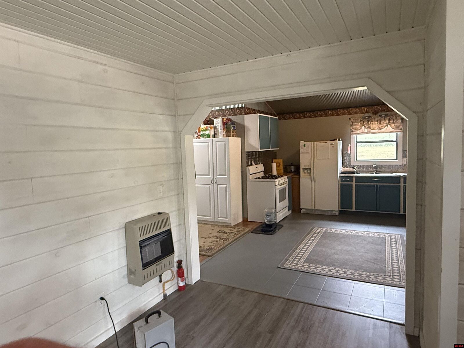 Property Photo:  4431 Magnolia Road  AR 72576 
