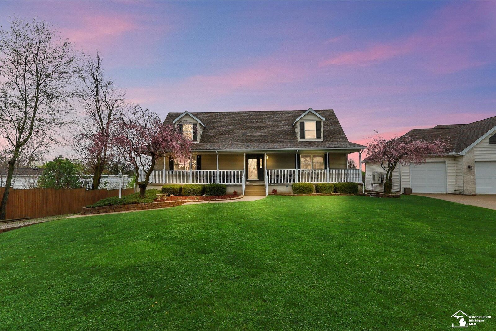 Property Photo:  4890 Evergreen Drive  MI 48161 