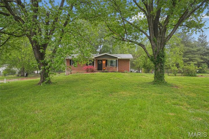 Property Photo:  2714 Victoria Road  MO 63028 