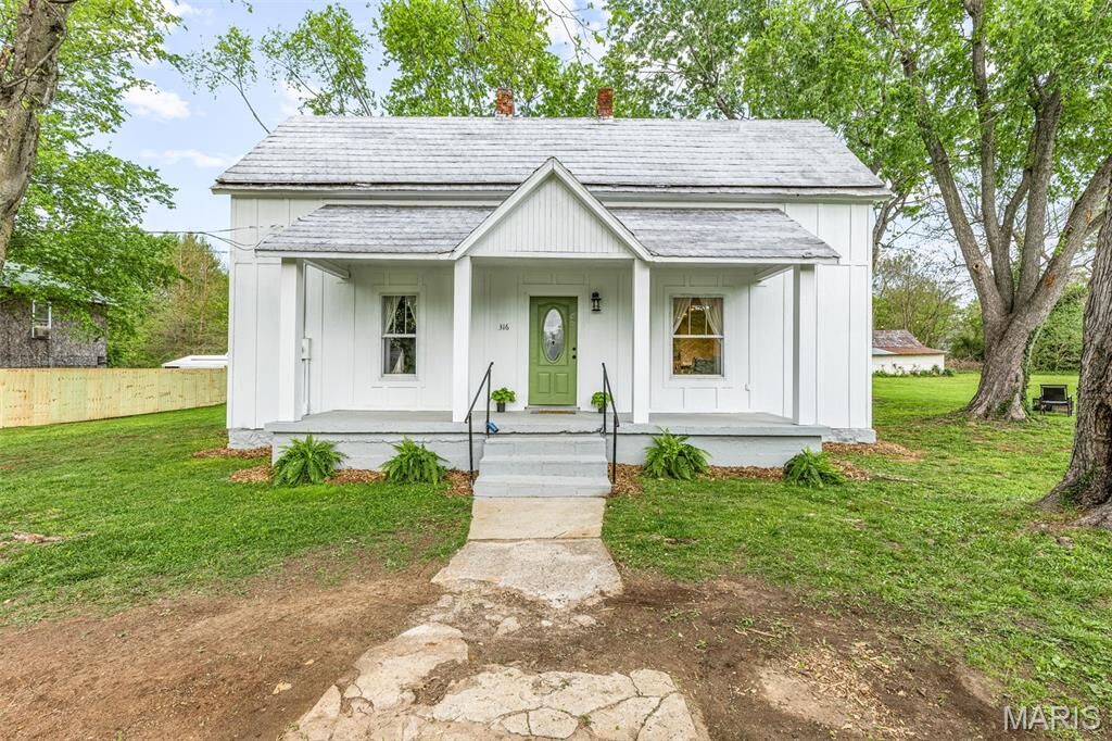 Property Photo:  316 Morley Street  MO 63645 