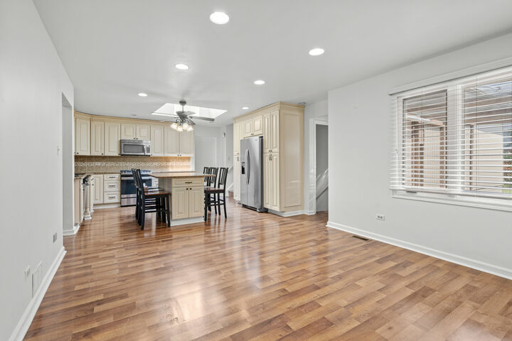 Property Photo:  16527 Orange Avenue  IL 60467 