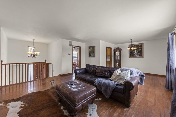 Property Photo:  225 E Lincoln Avenue  IL 60139 