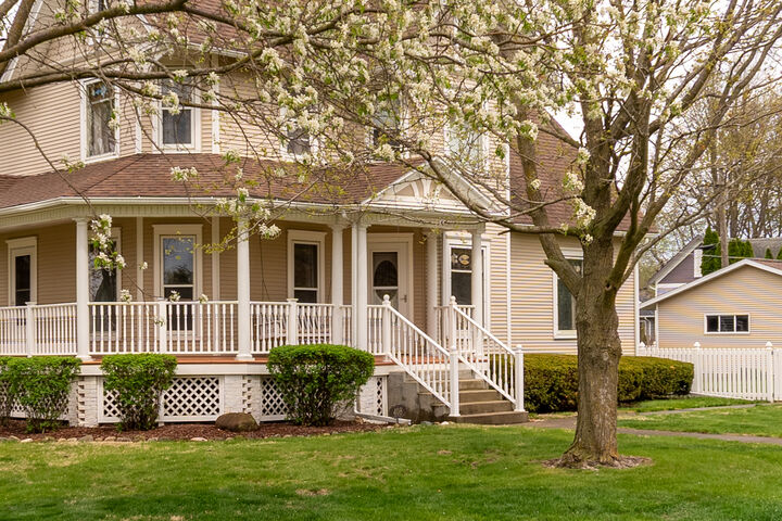 Property Photo: 408 W First North Street IL 61377