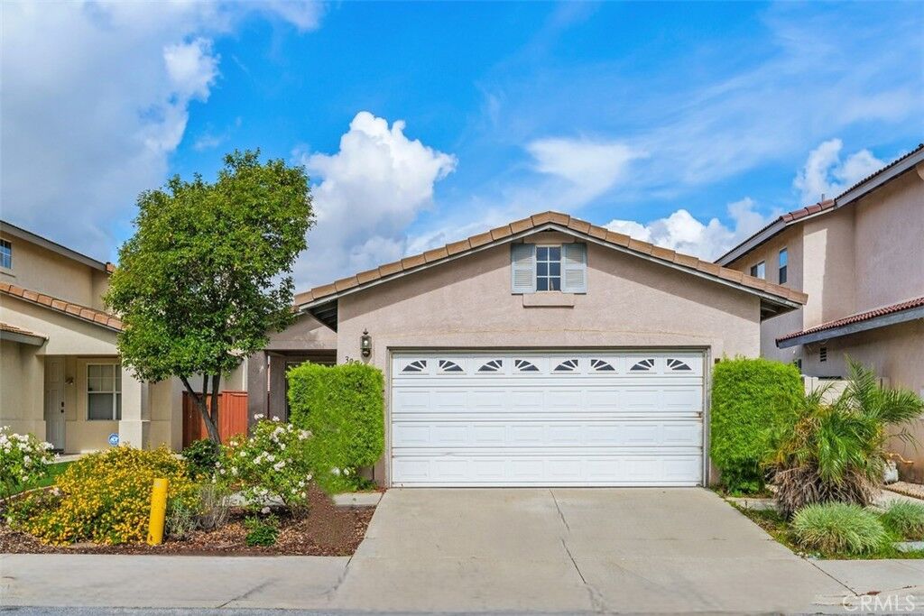 Property Photo: 39549 June CA 92591