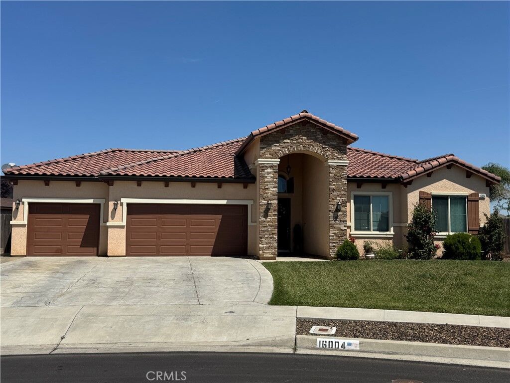 Property Photo:  16004 W Ashli Avenue  CA 93630 