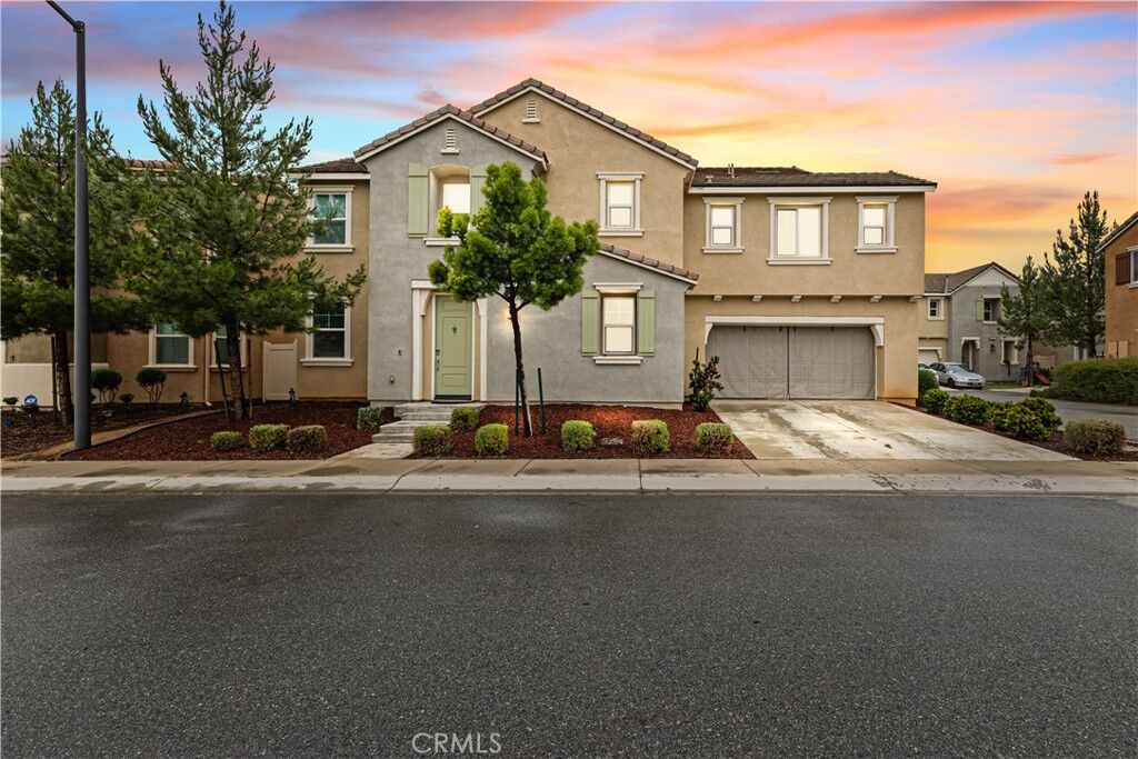 Property Photo: 921 Bluebell CA 92223