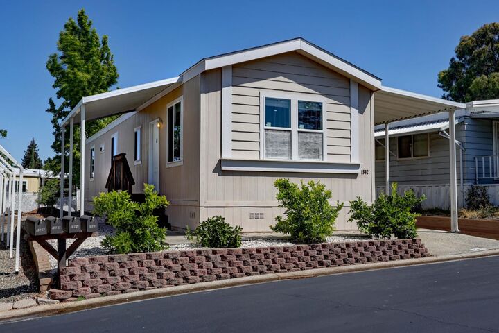 Property Photo:  1582 Cottonwood Circle  CA 95603 