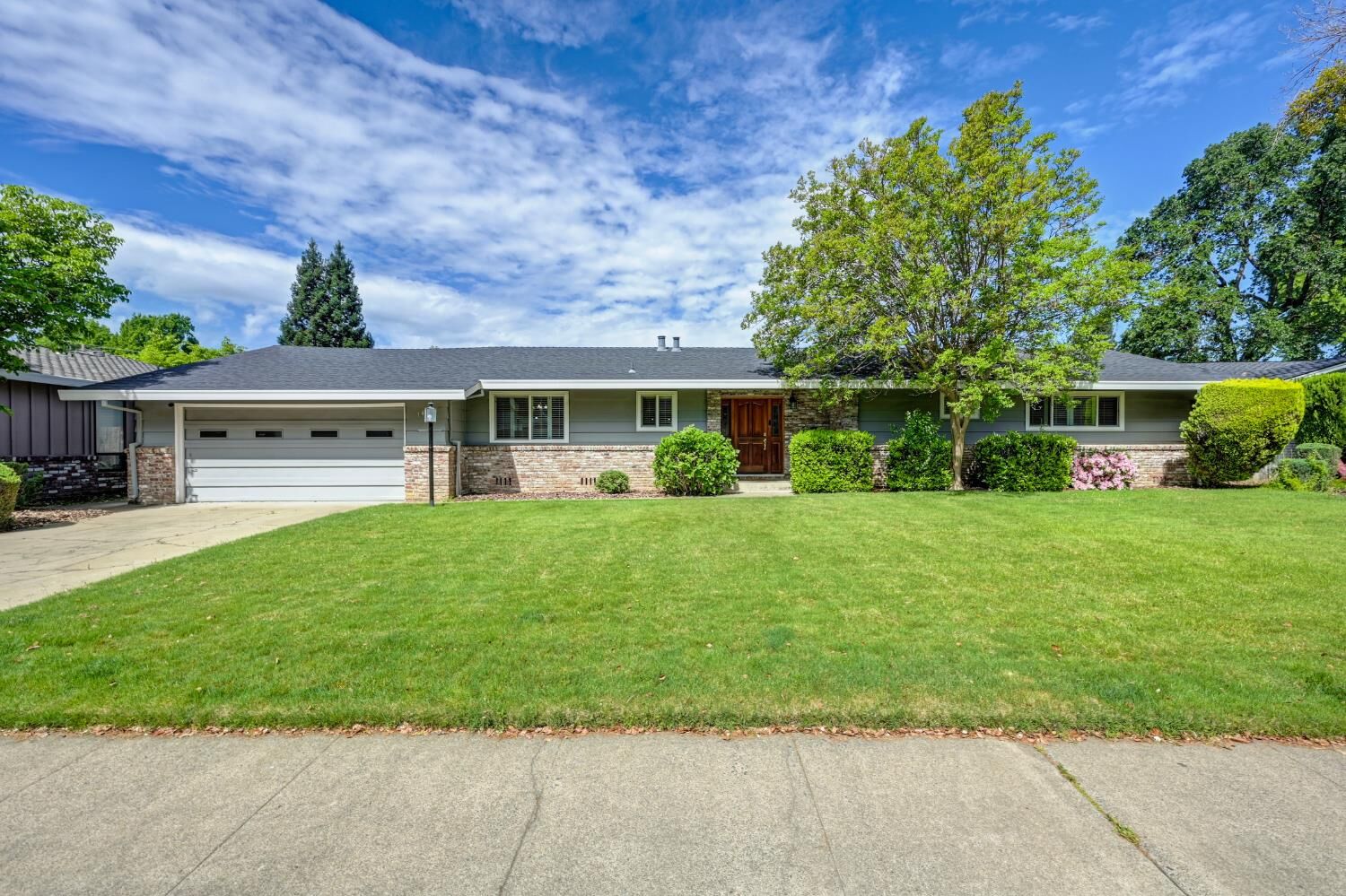 Property Photo: 1451 McClaren Drive CA 95608