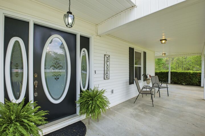 Property Photo: 165 Babb Dr TN 37080