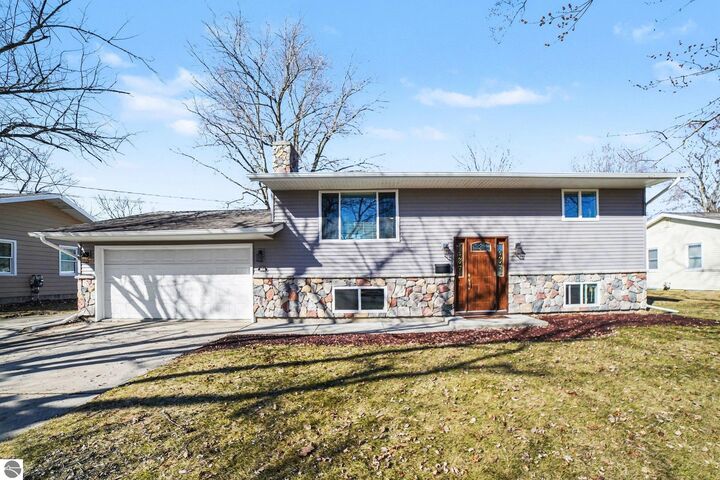 Property Photo:  898 Riverview  MI 48801 