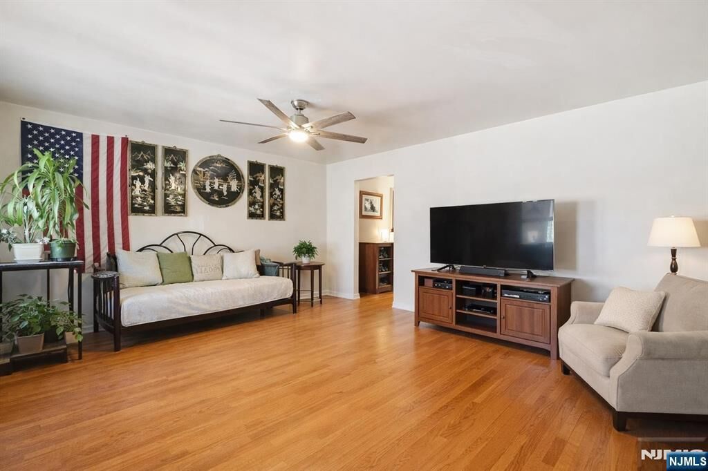 Property Photo:  236 Garfield Avenue  NJ 07305 