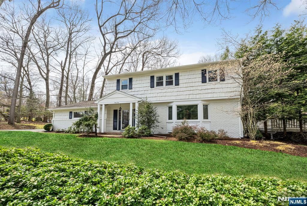 Property Photo:  44 Deerfield Terrace  NJ 07430 