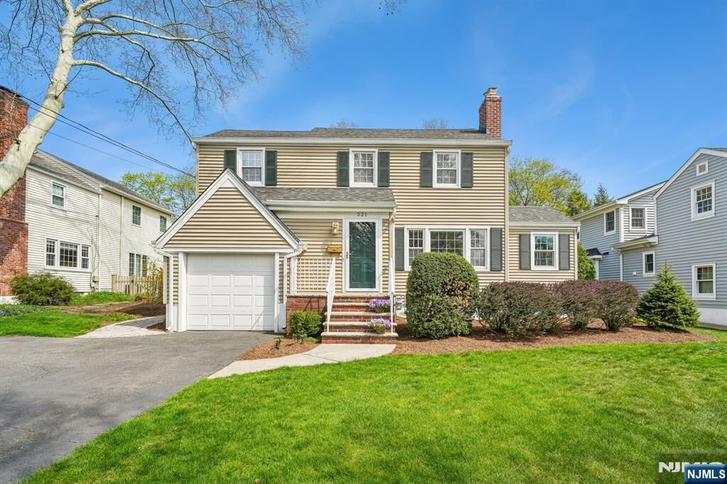 Property Photo: 321 Kenilworth Road NJ 07450