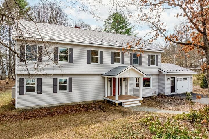 Property Photo:  15 Oak Ridge Road  NH 03784 