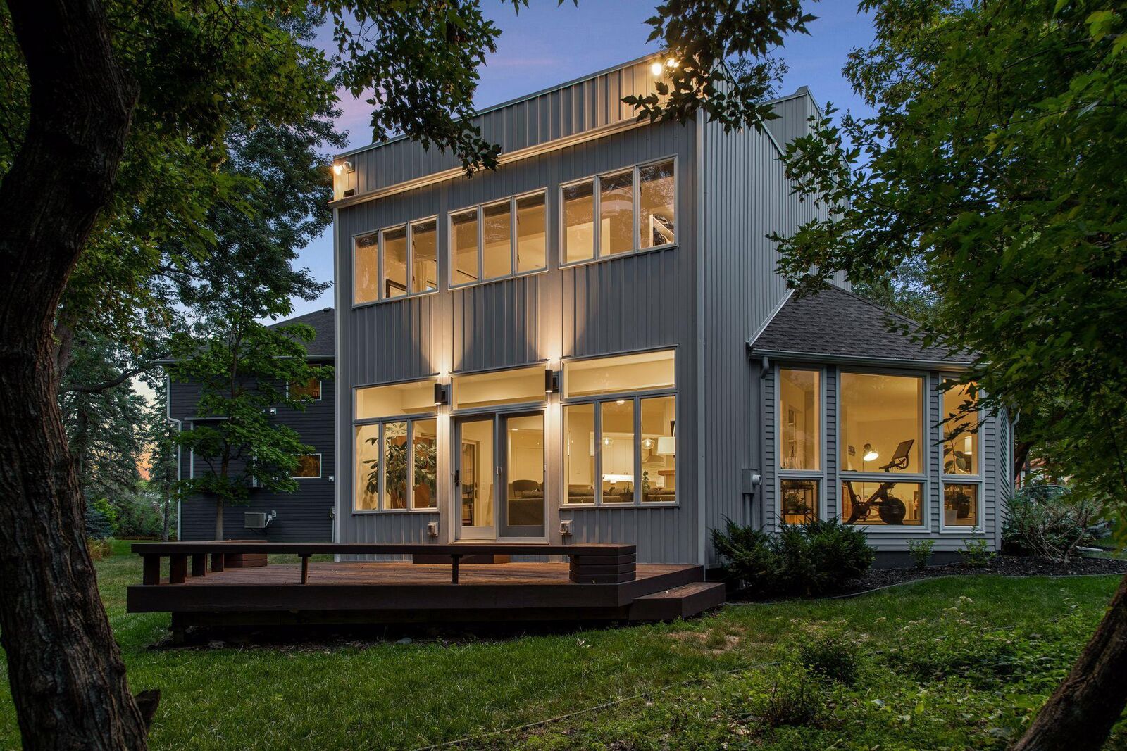 Property Photo:  408 Turnpike Road  MN 55416 