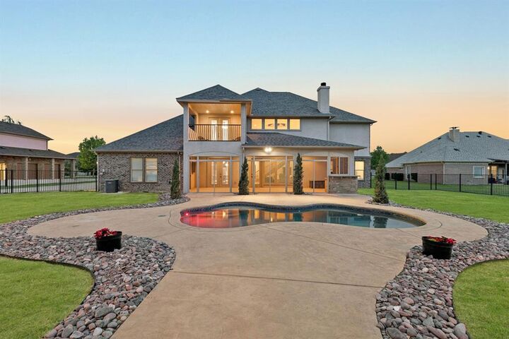 Property Photo:  2112 Becky Lane  TX 75104 