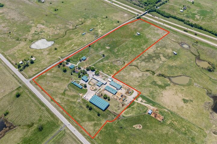 Property Photo: 7511 Sunshine Lane OK 73448