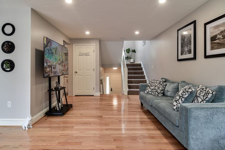 Property Photo:  43 Curtis Ave B  MA 01752 