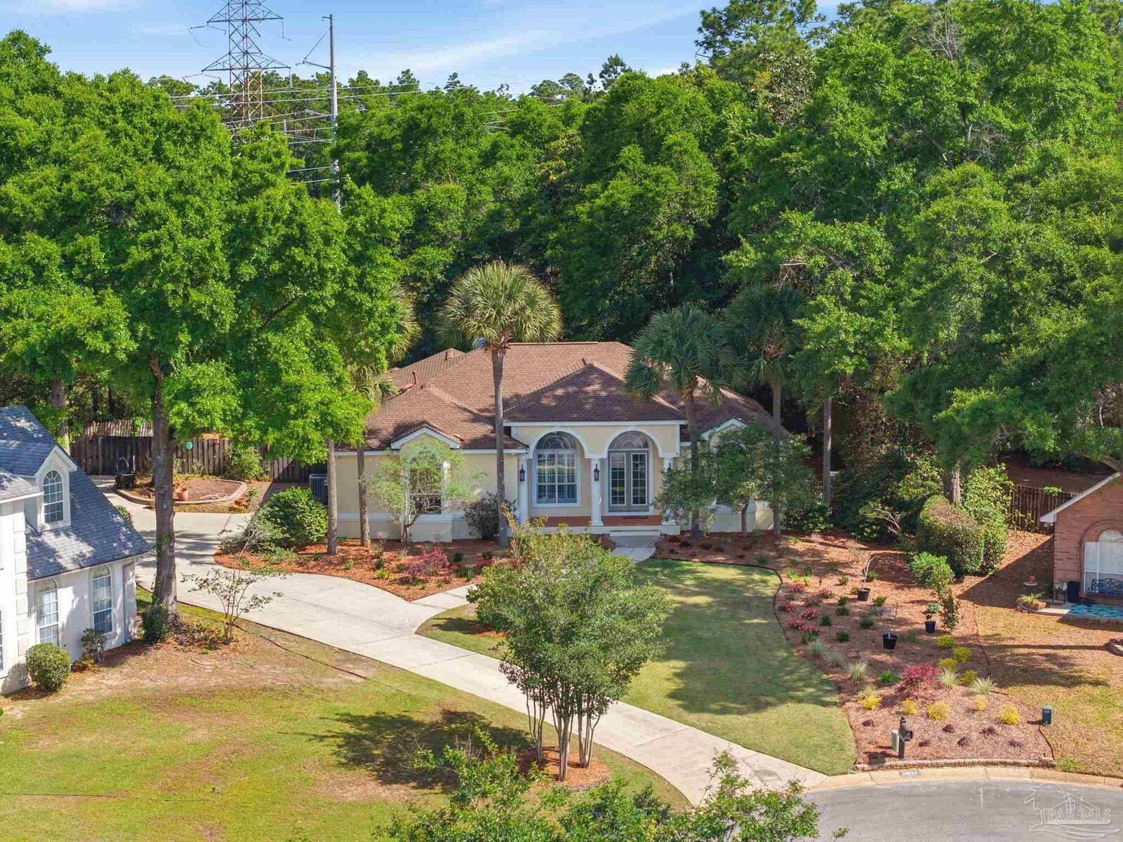 Property Photo:  10654 Macgregor Dr  FL 32514 