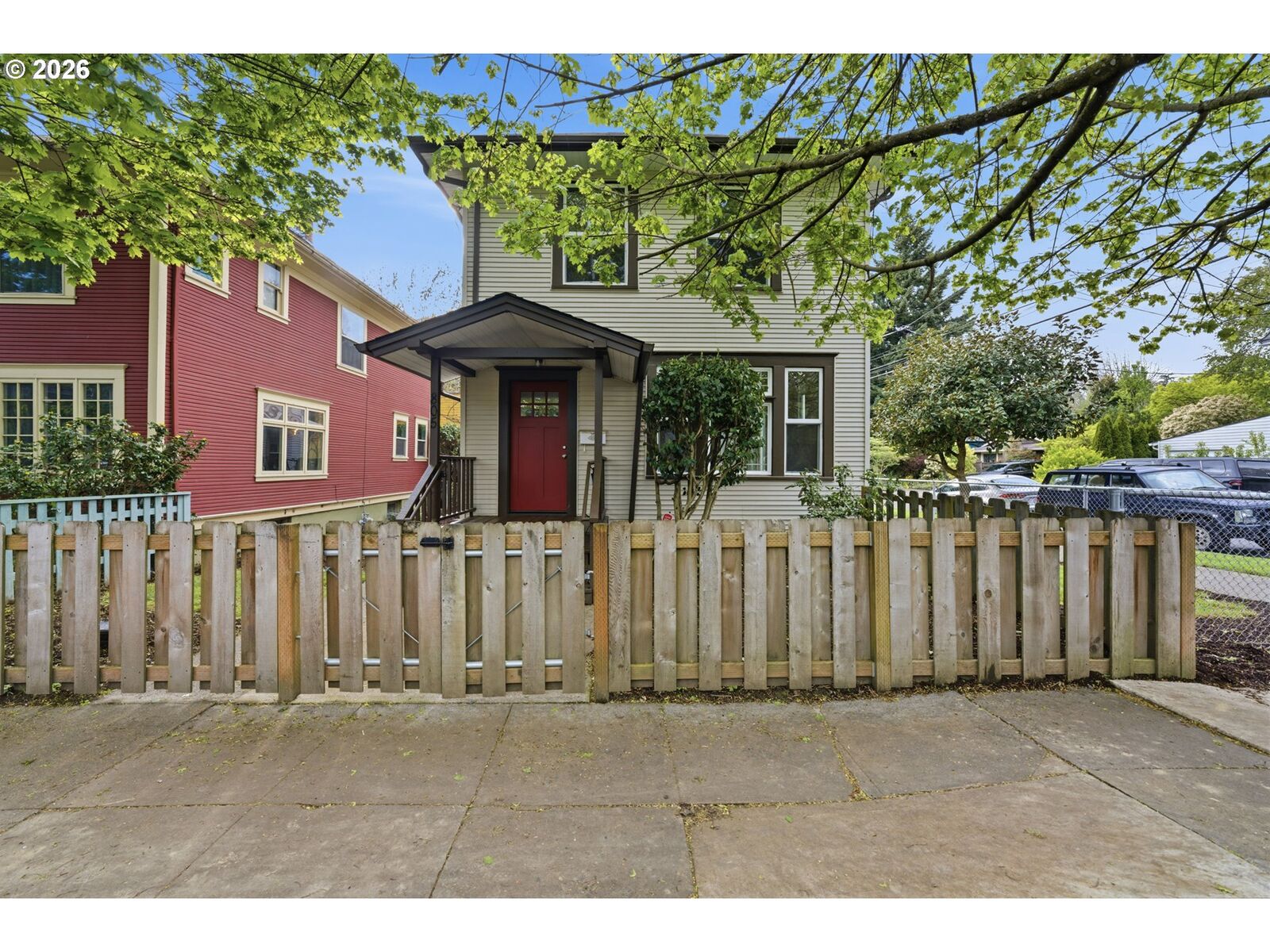 Property Photo:  805 SE 30th Ave  OR 97214 