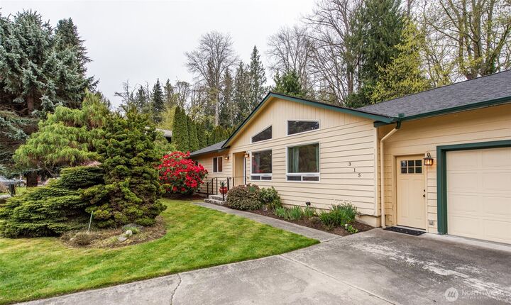 Property Photo: 315 Dungeness Meadows WA 98382