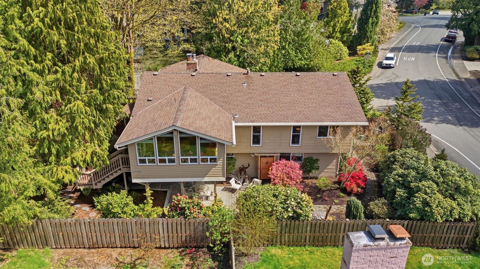 Property Photo:  7605  146th Avenue NE  WA 98052 