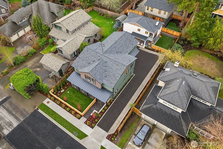 Property Photo:  11416 NE 90th Street  WA 98033 