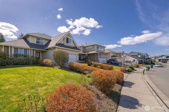 Property Photo:  2611  Pacific Highlands Avenue  WA 98248 