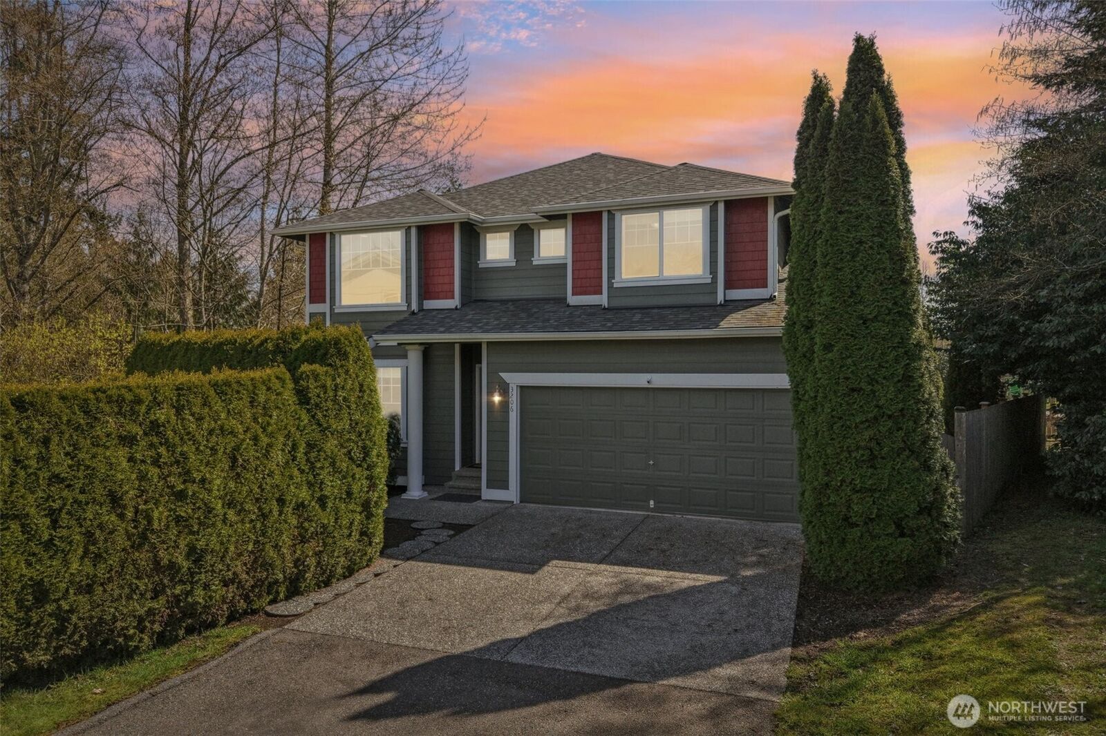 Property Photo:  3206  96th Pl  SE  WA 98208 