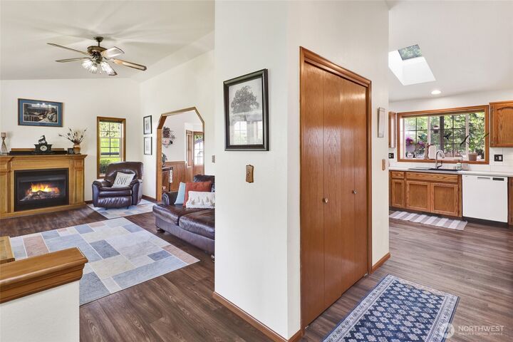 Property Photo:  1048  Edgewater Lane  WA 98264 