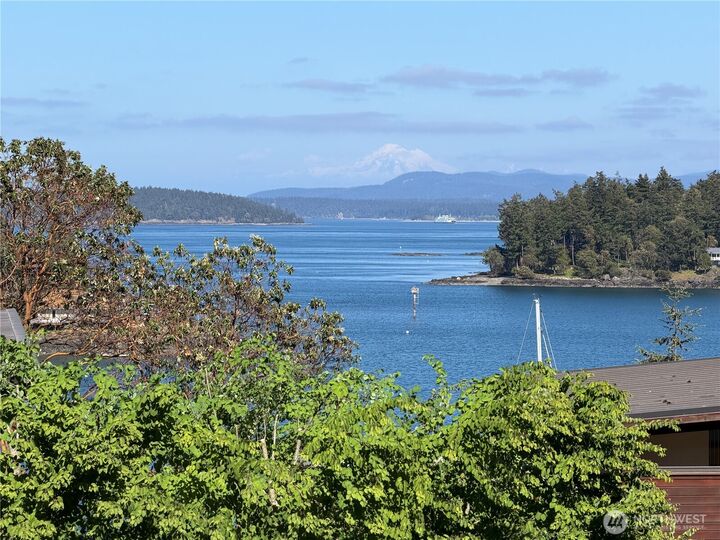 Property Photo:  625  Harrison Street A  WA 98250 