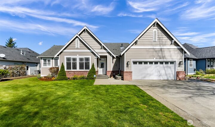 Property Photo:  127 E Homestead Boulevard  WA 98264 