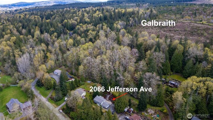 Property Photo:  2066  Jefferson Avenue  WA 98229 