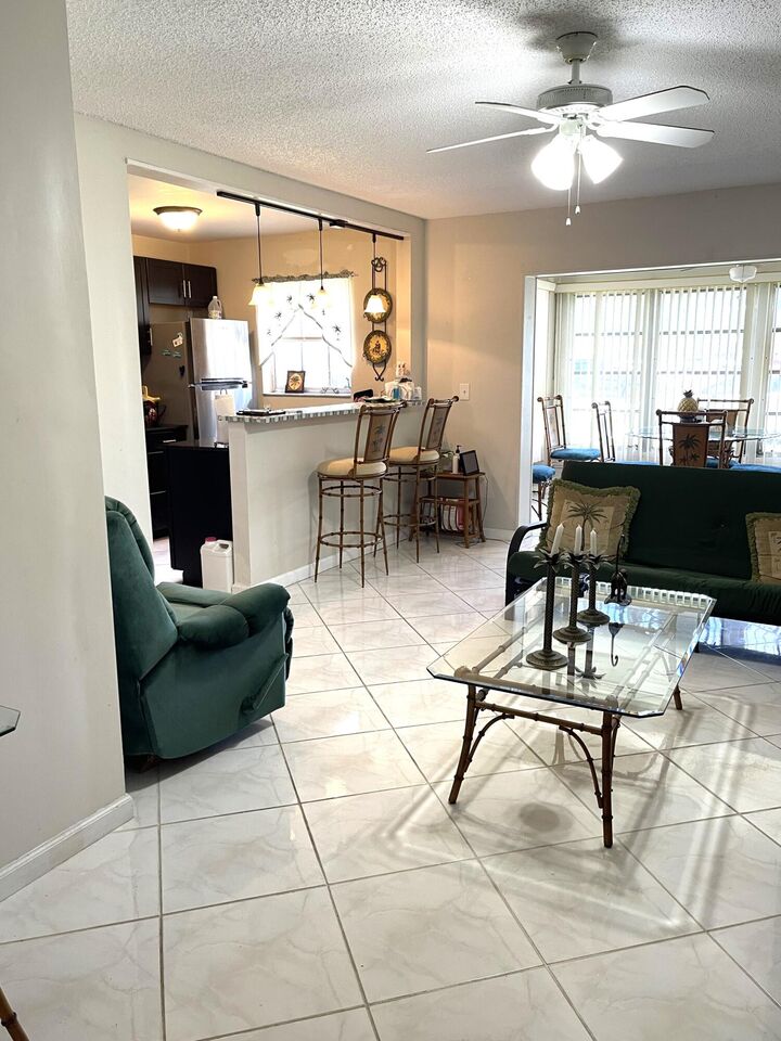 Property Photo:  1137 South Drive B  FL 33445 