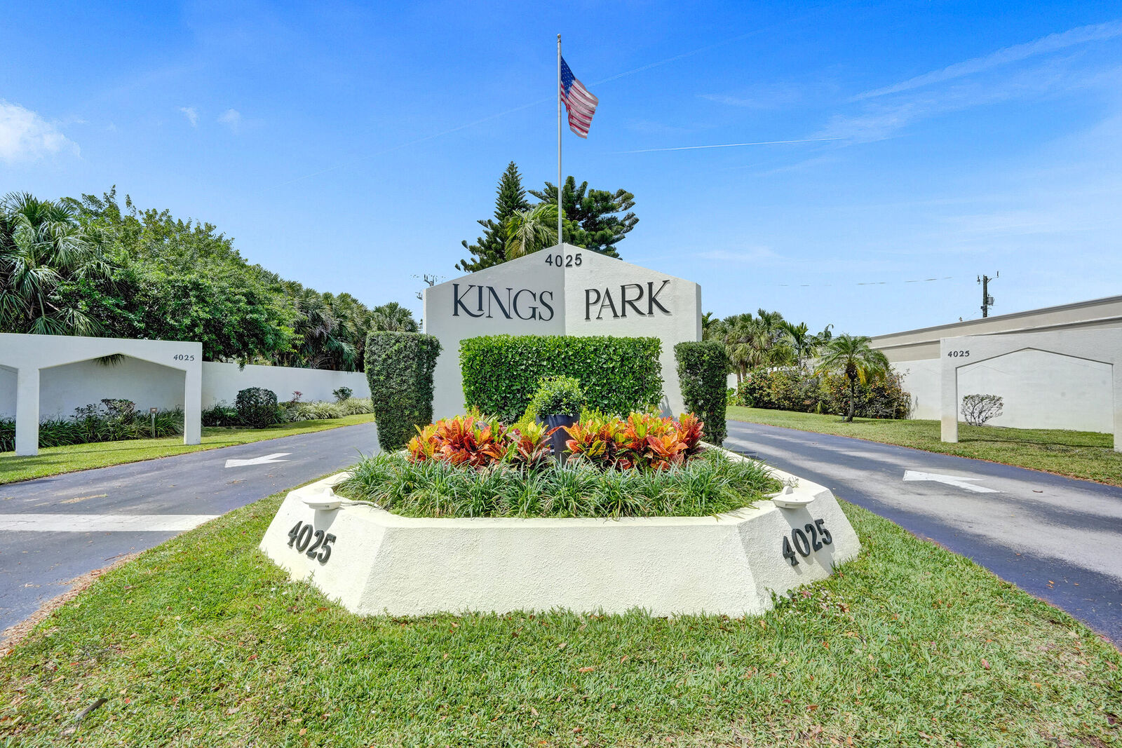 Property Photo: 4025 N Federal Highway 313 Bldg A FL 33308