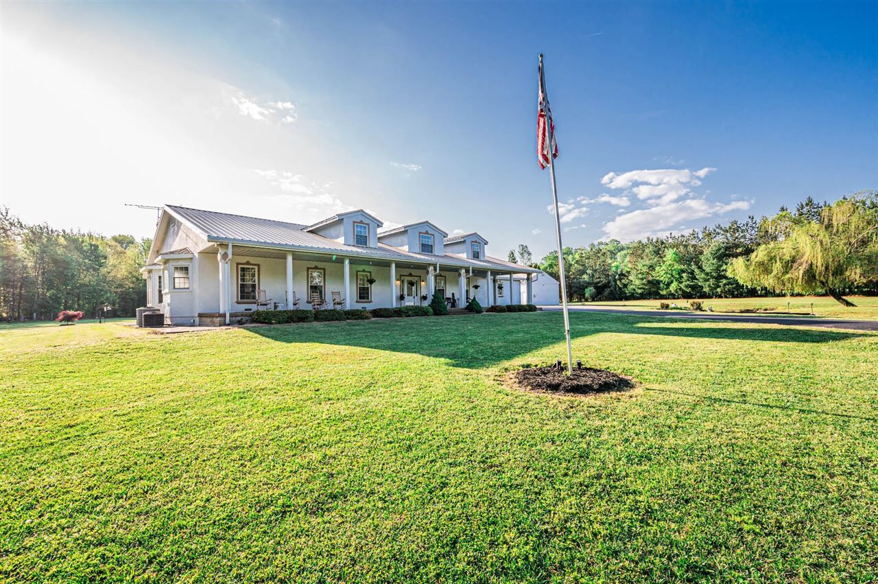 Property Photo:  200 Cedar Road  KY 42210 
