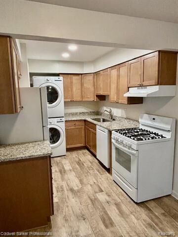 Property Photo:  41203 S Woodbury Green Drive  MI 48111 