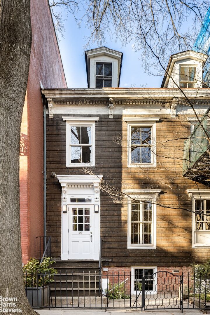 Property Photo:  25 Cranberry Street  NY 11201 