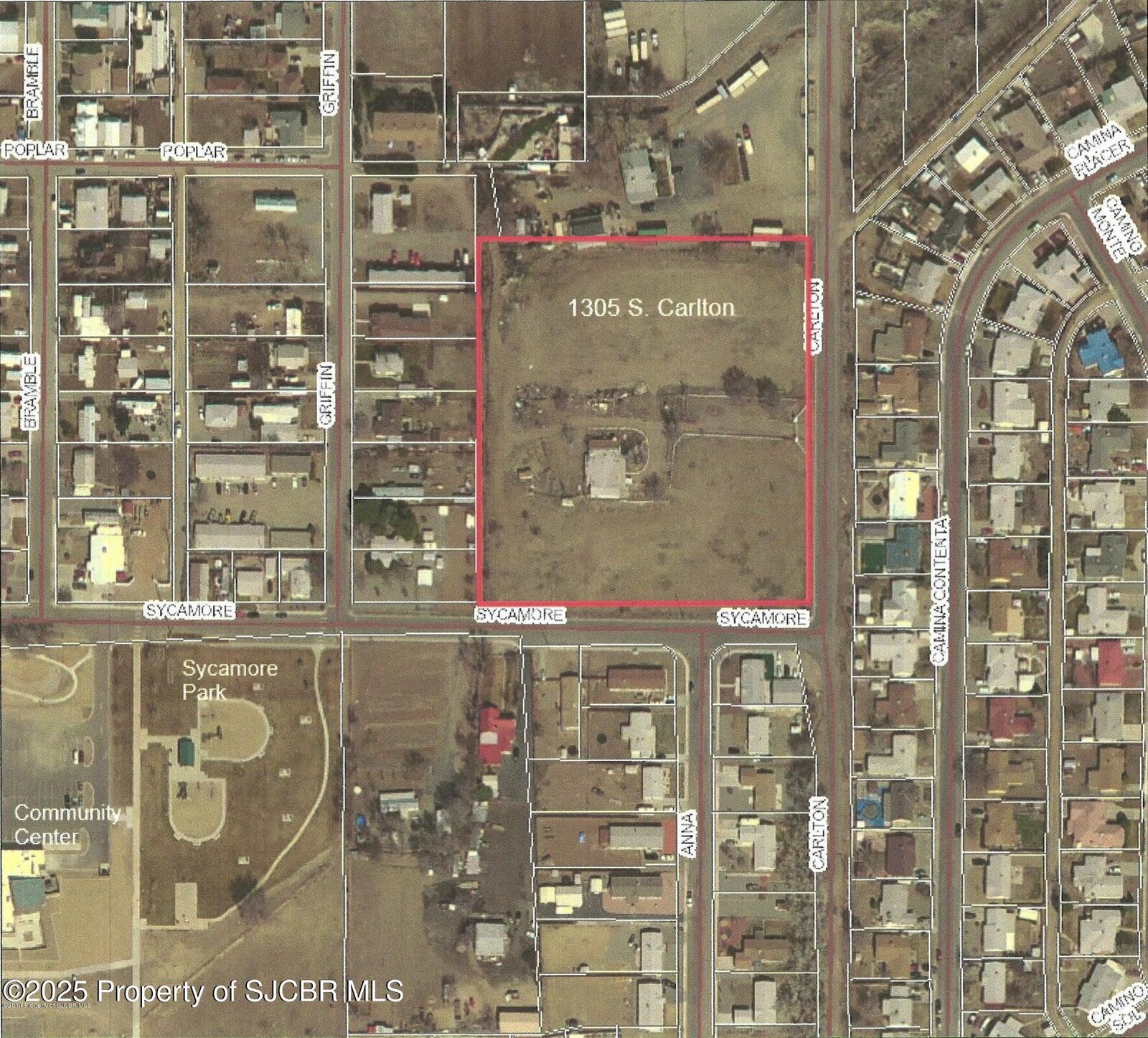 Property Photo:  1305 S Carlton Avenue  NM 87401 
