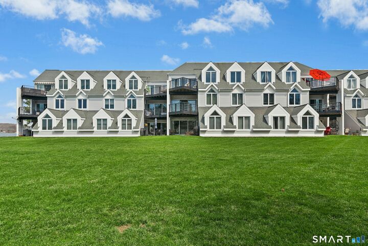 Property Photo:  833 Popes Island Road 833  CT 06461 