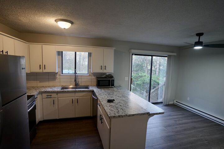 Property Photo:  188 Moreland Avenue  CT 06705 