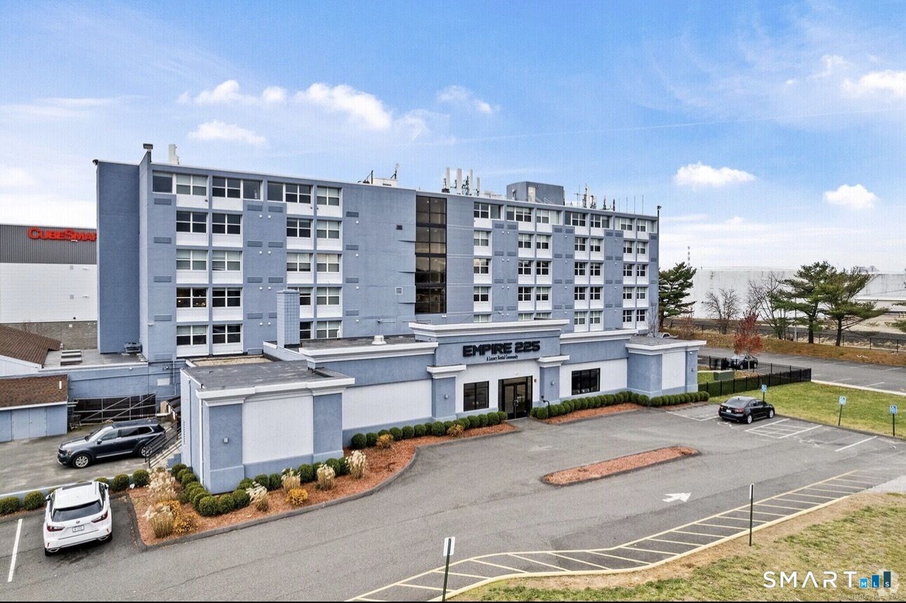 Property Photo:  225 Lordship Boulevard 5C  CT 06615 