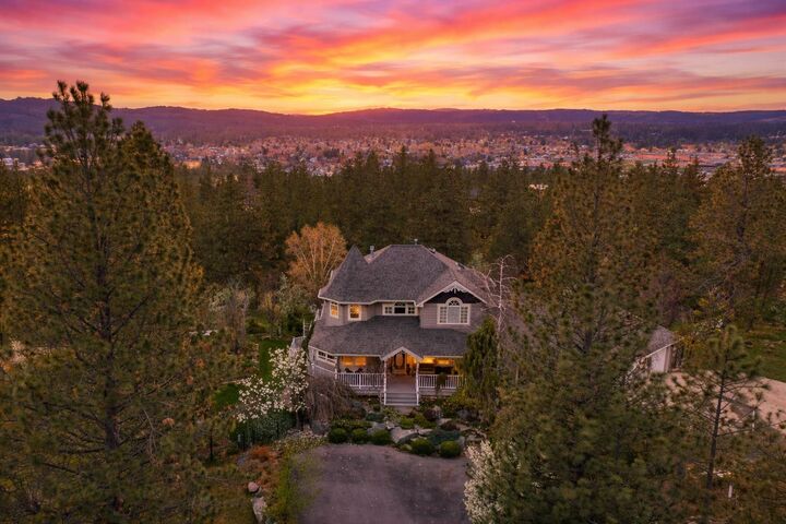Property Photo:  4310 S Horizon Hill Ln  WA 99206 