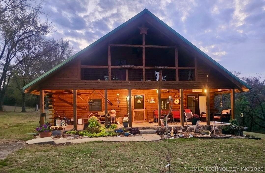 Property Photo: 98498 S 4610 Road OK 74945