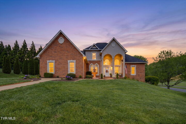 Property Photo: 1 Honeysuckle Court TN 37615