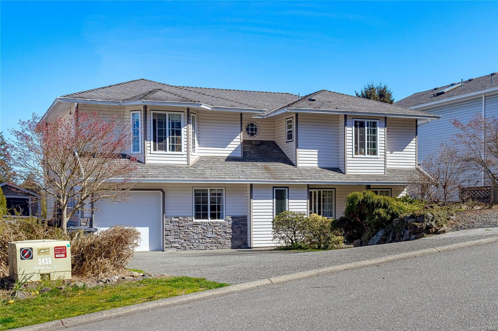 Property Photo: 3321 Susan Marie Pl BC V9C 3V3