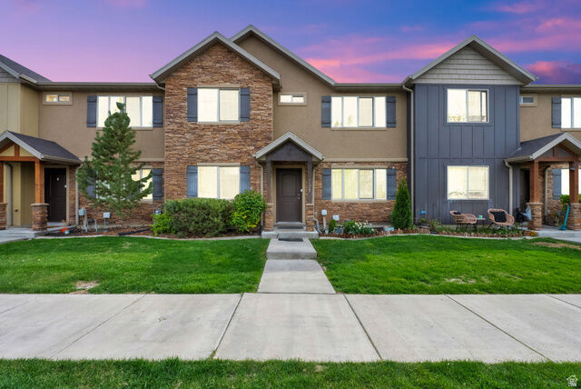 Property Photo:  1179 W 100 S  UT 84663 