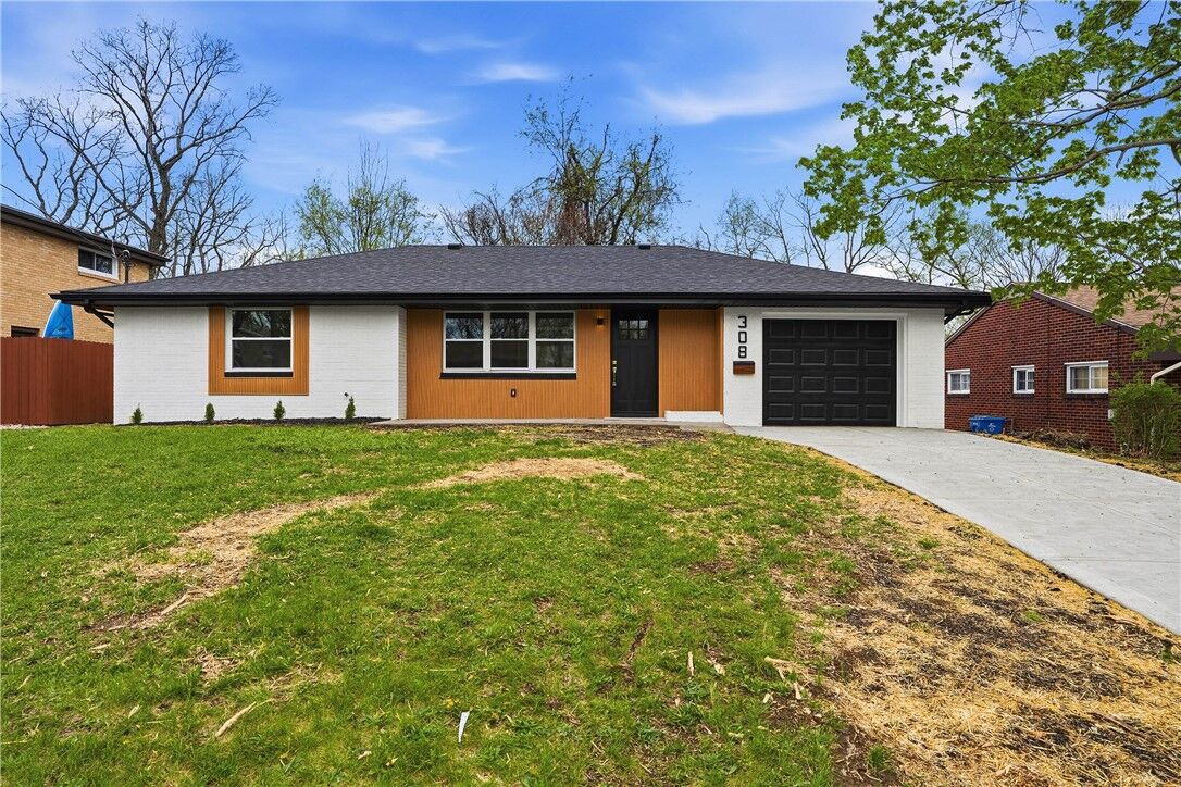 Property Photo:  308 Glenmore St  PA 15068 