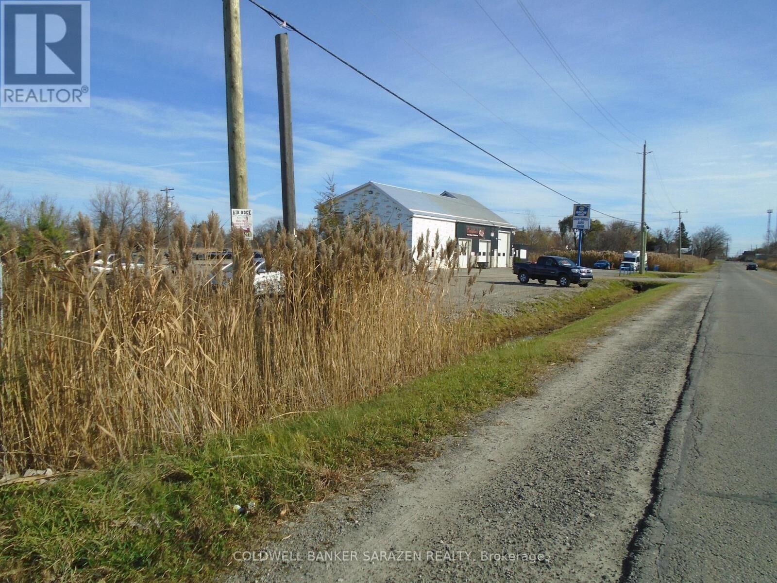 Property Photo:  49 Rideau Avenue  ON K7A 4W1 