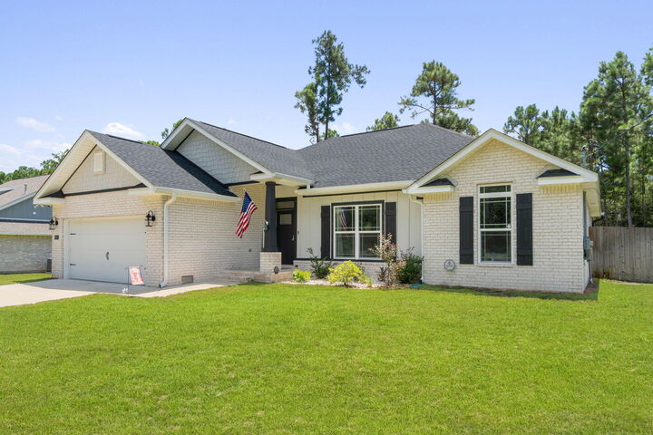 Property Photo:  7053 Leisure Street  FL 32566 